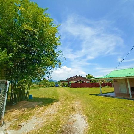 Villa Tempoyak Homestay Pantai Cenang  Esterno foto